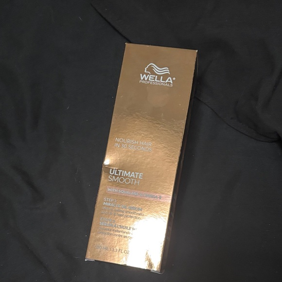 Wella Ultimate Smooth Hair Serum - Gold - Picture 2 of 6